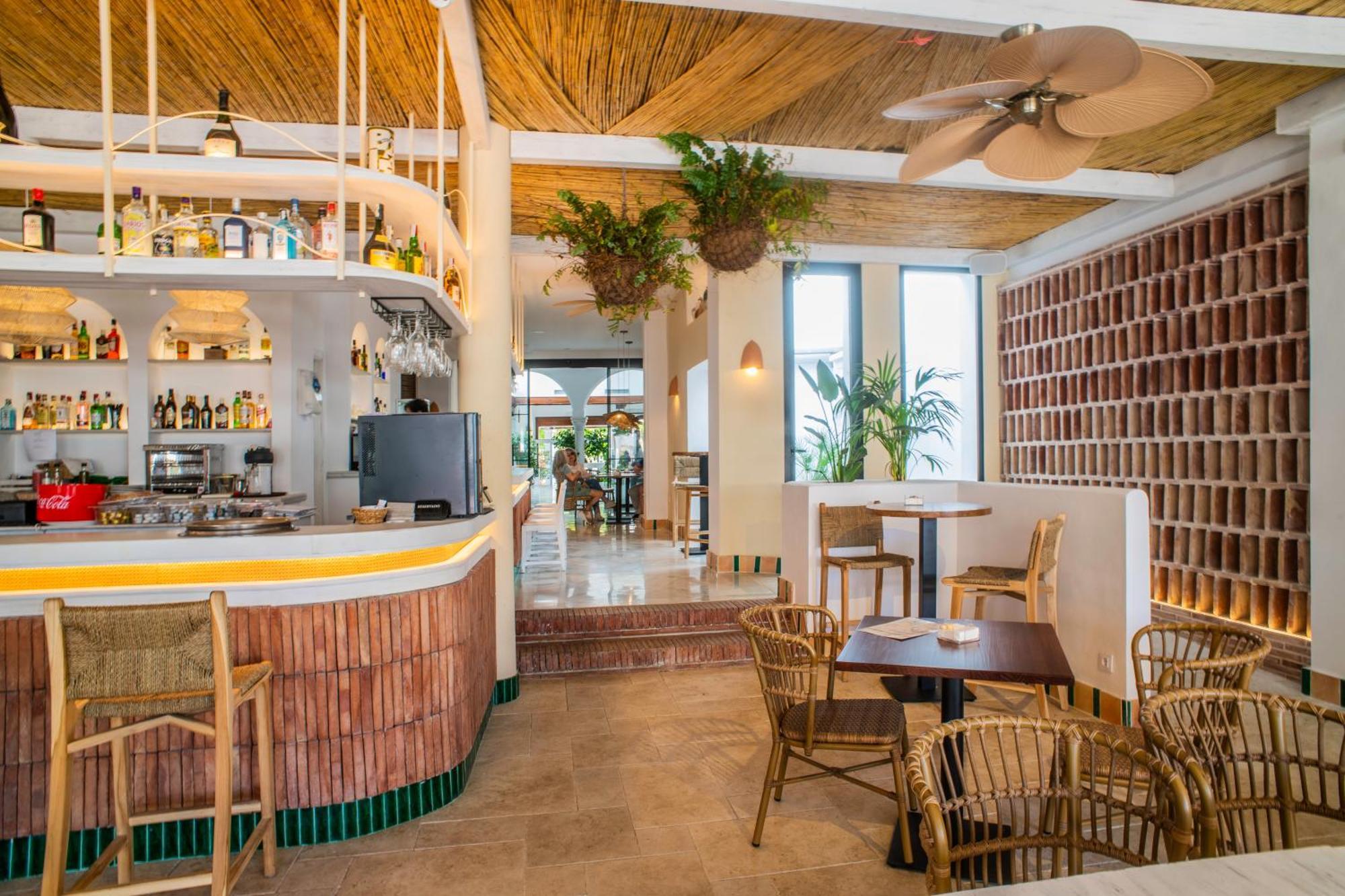 סהרה דה לוס אטונס Hotel Dona Lola Zahara מראה חיצוני תמונה